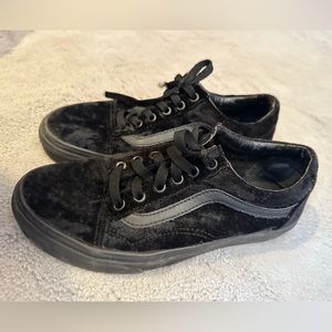 Velvet black vans